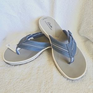 Cloudsteppers by Clark. Womens size 8. NWT in box